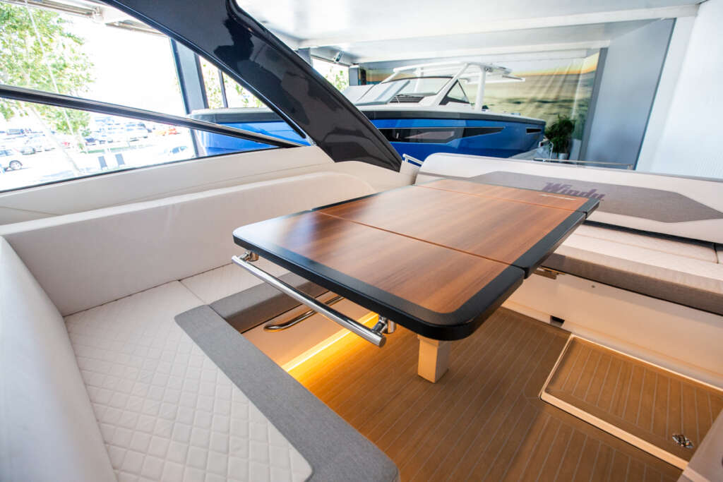 Windy 40 Camira RS