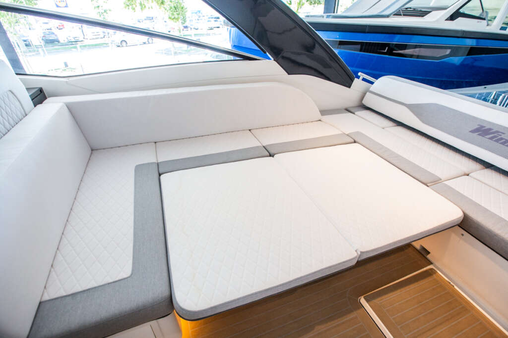 Windy 40 Camira RS