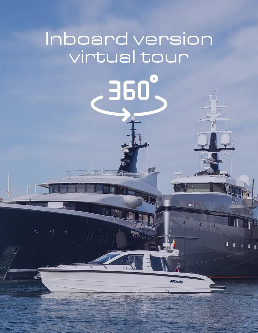 Windy SR40 im Profil auf dem Wasser, vor zwei großen Yachten, mit dem Text „Virtueller Rundgang 360°“.